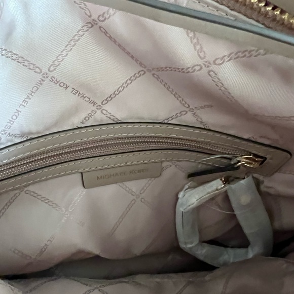 M3- Michael Kors Snake Embossed Handbag - Picture 7 of 10